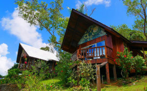 コテージとバンガローの違いとは？それぞれの特徴や違いを解説します