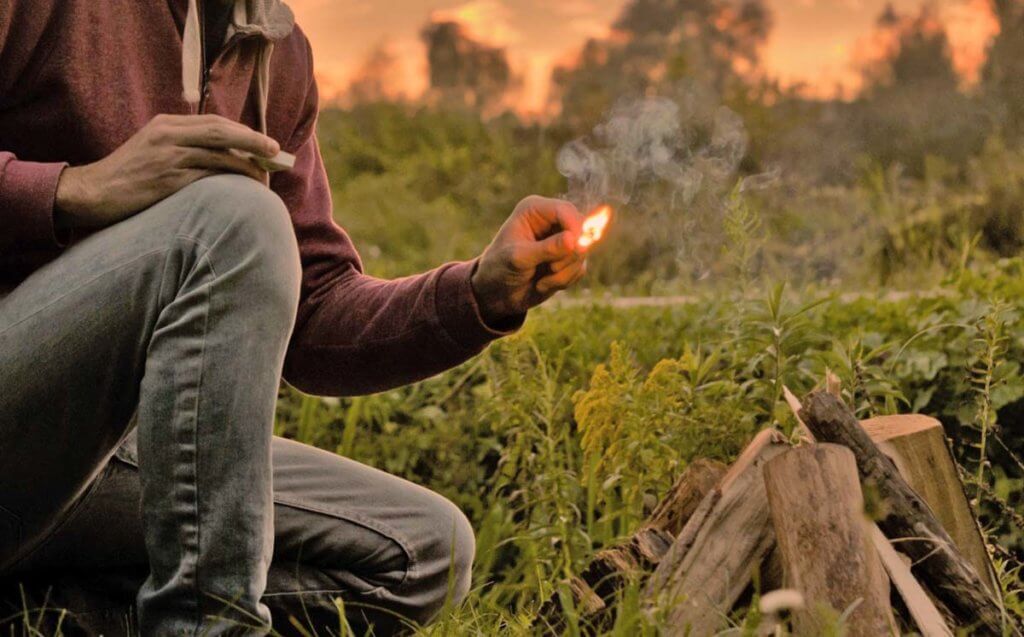 着火剤の代用品になるものとは？身近なものや自然にあるものまで使えます