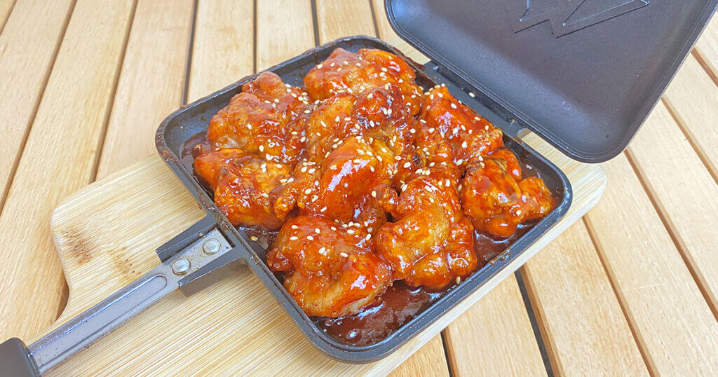 ホットサンドメーカーで作る鶏肉レシピ「ヤンニョムチキン」の作り方をご紹介！